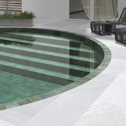 TAHITI EMERALD GLOSSY